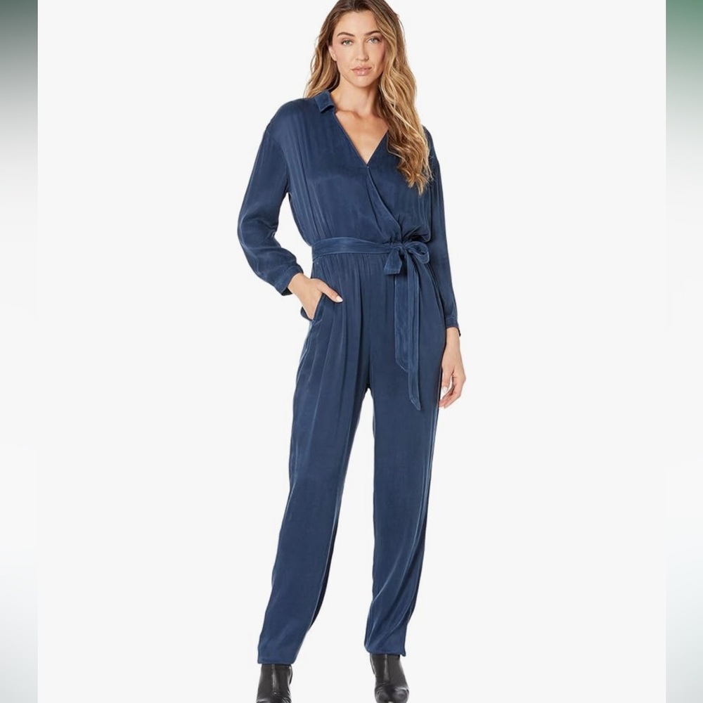 Bella Dahl wrap front navy/ink elastic waist M collar pockets straight jumpsuit